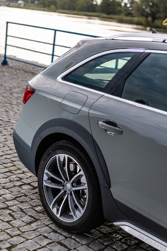 Audi A4 allroad quattro