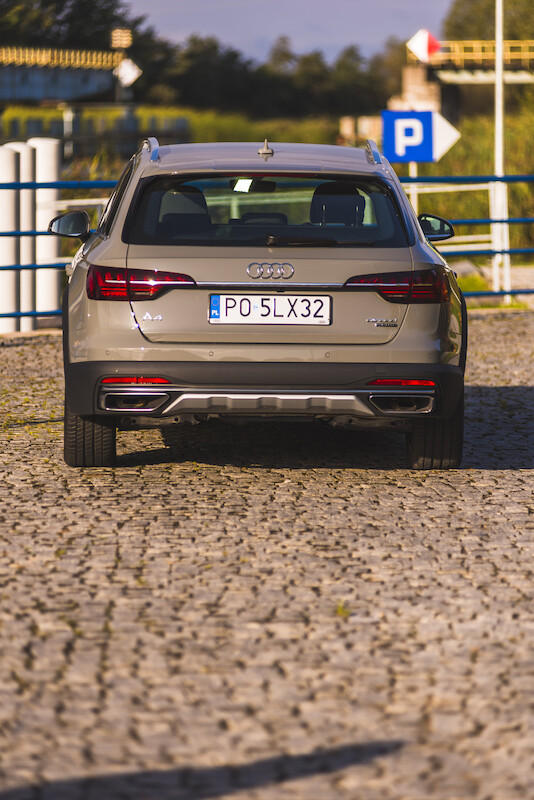 Audi A4 allroad quattro