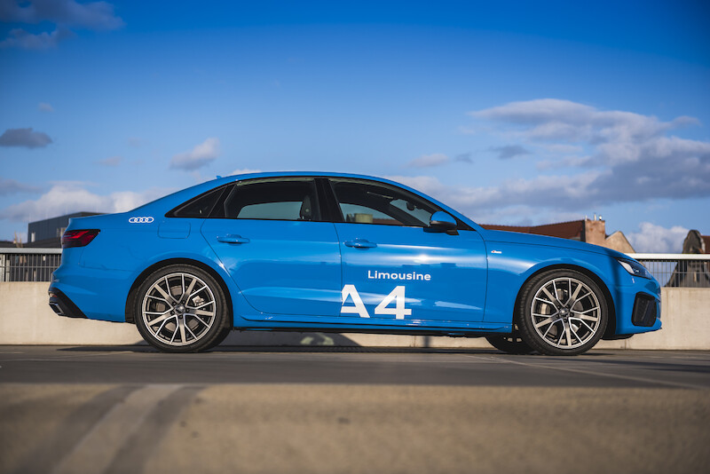 Audi A4 Limousine