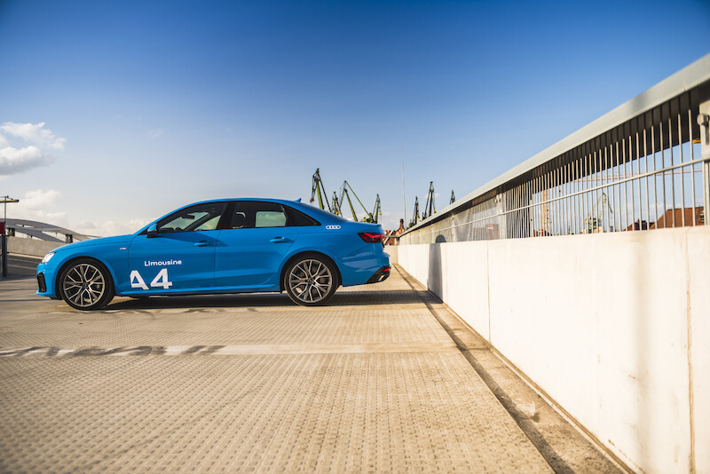 Audi A4 Limousine