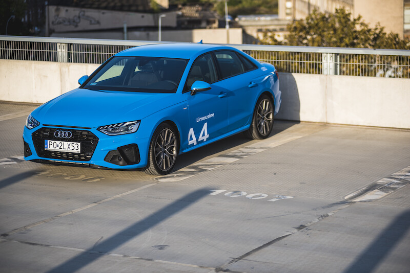 Audi A4 Limousine