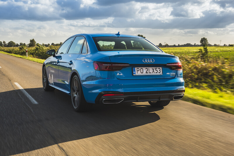 Audi A4 Limousine