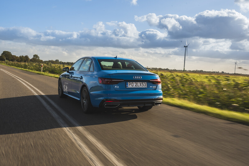 Audi A4 Limousine