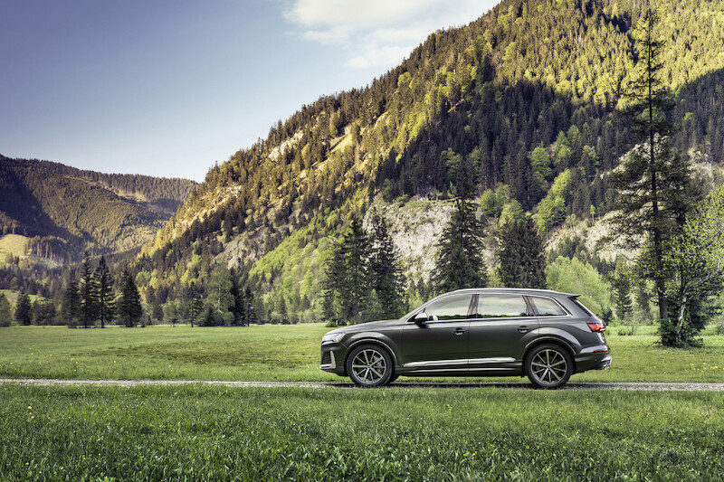 Najwyższa wydajność: Audi SQ7 i Audi SQ8 z silnikiem V8 TFSI