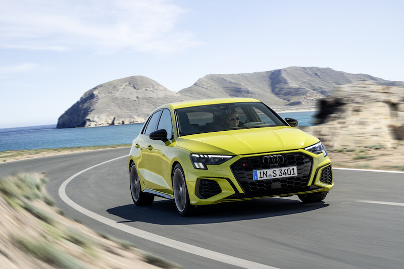 Więcej dynamiki, więcej mocy, więcej przyjemności z jazdy: Audi S3 Sportback i Audi S3 Limousine