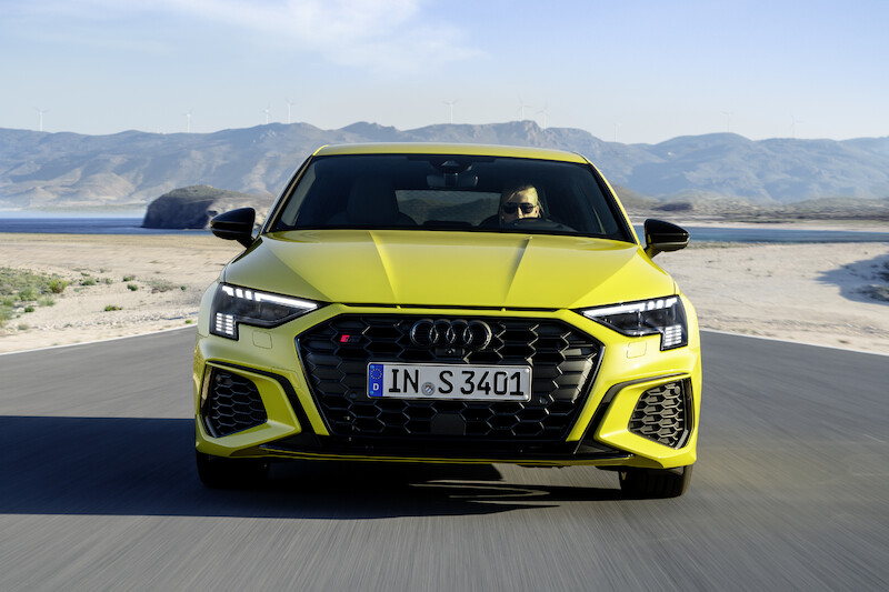 Więcej dynamiki, więcej mocy, więcej przyjemności z jazdy: Audi S3 Sportback i Audi S3 Limousine
