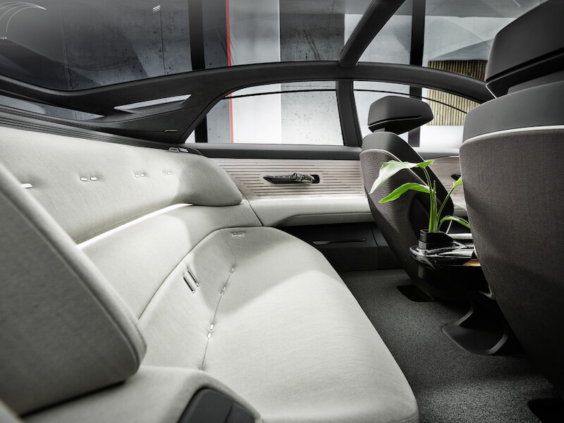 Pierwszą klasą ku przyszłości