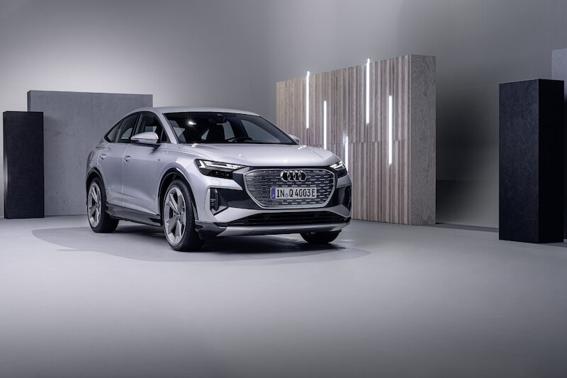 Historia sukcesu Audi Q4 e-tron: elektromobilność i synergia w ramach Grupy Volkswagen