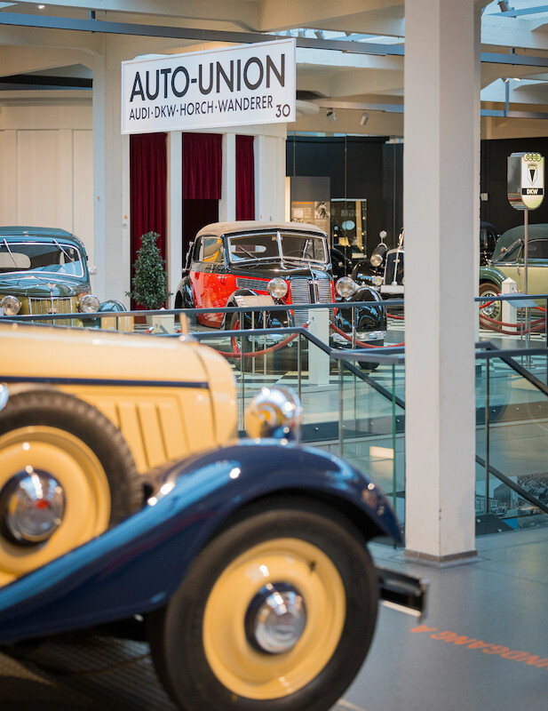 Historia sukcesu Audi Q4 e-tron: elektromobilność i synergia w ramach Grupy Volkswagen