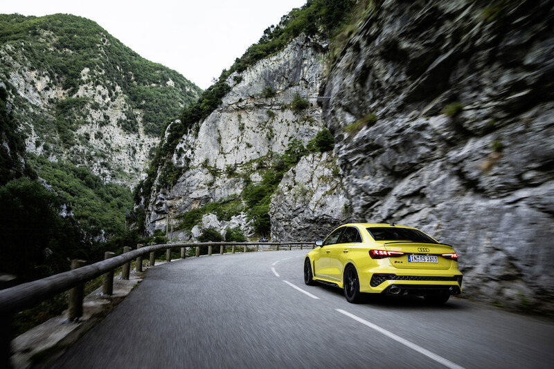 Audi TT RS - 2.5 TFSI: najmocniejszy pięciocylindrowy silnik seryjnie montowany w Audi