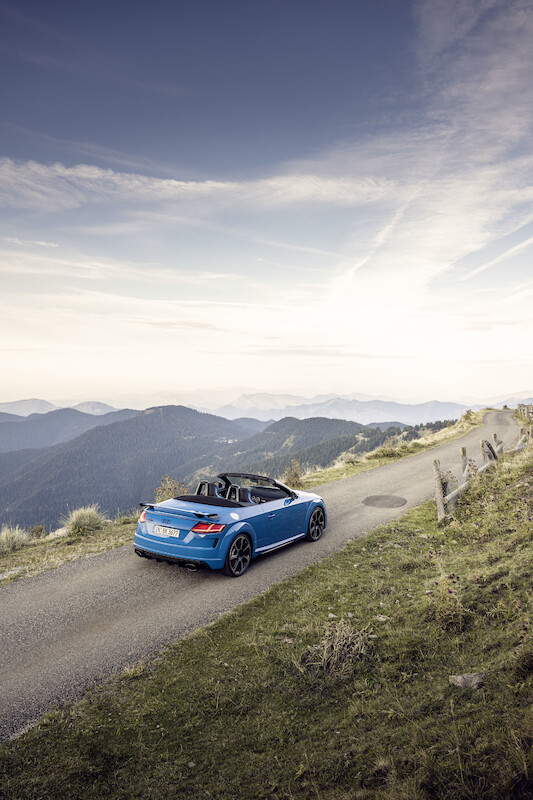 Audi TT RS - 2.5 TFSI: najmocniejszy pięciocylindrowy silnik seryjnie montowany w Audi