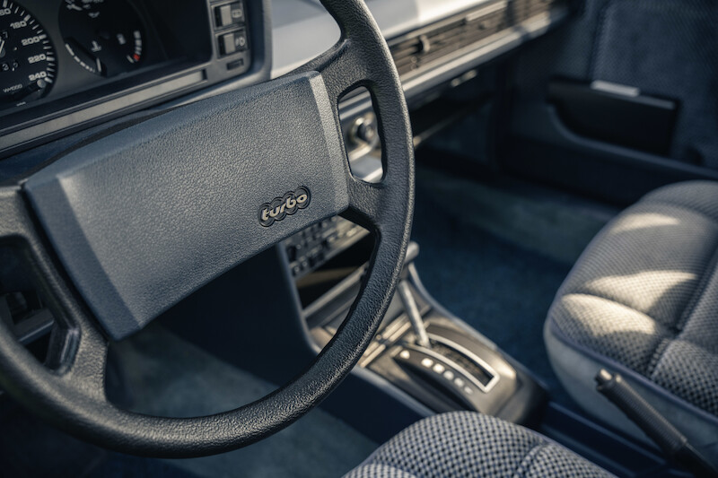Audi 200 5T - 2.5 TFSI: najmocniejszy pięciocylindrowy silnik seryjnie montowany w Audi