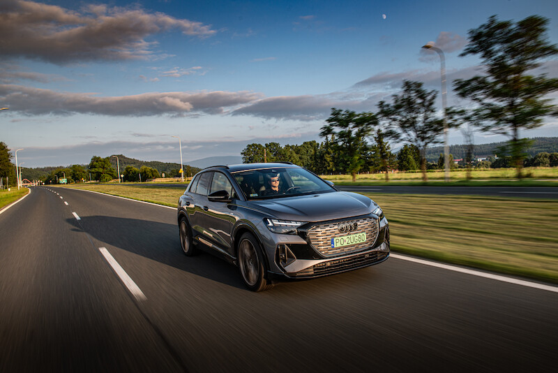 Audi Q4 e-tron - motion