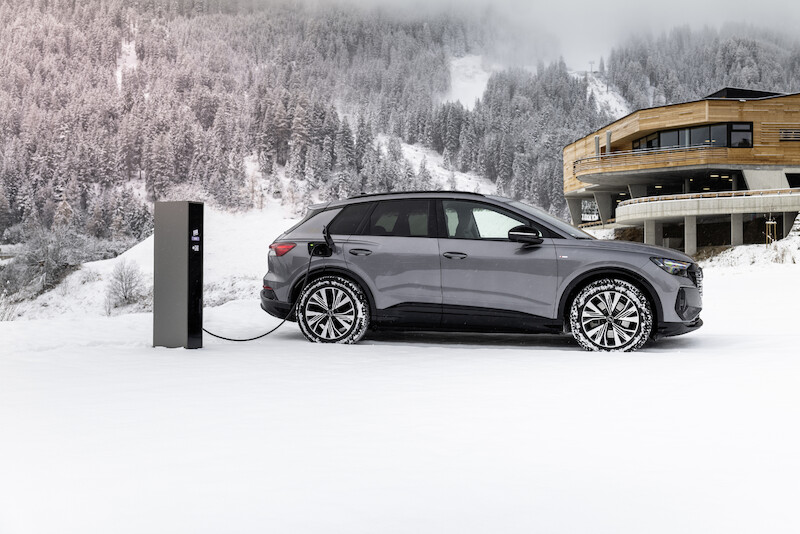 Elektromobilność zimą: inteligentne zarządzanie temperaturą w elektrycznych modelach Audi zapewnia odpowiedni zasięg i wydajność