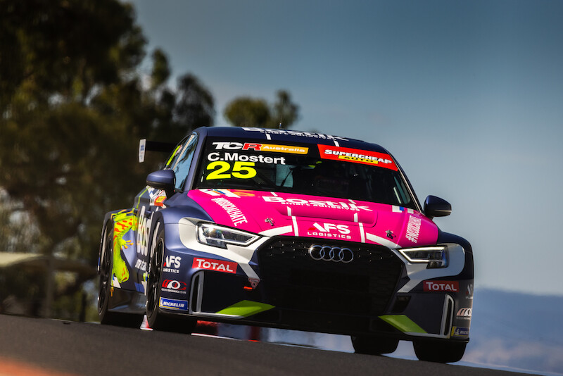 Audi RS 3 LMS po raz kolejny nagrodzone tytułem TCR Model of the Year