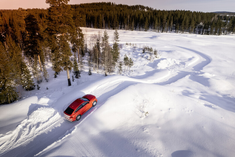 Dlaczego Audi jeździ jak Audi: DNA właściwości jezdnych Audi