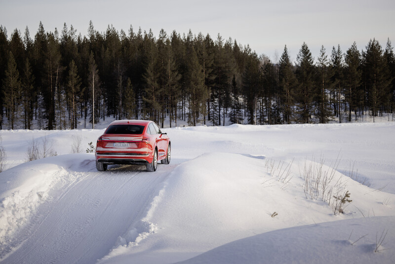 Dlaczego Audi jeździ jak Audi: DNA właściwości jezdnych Audi