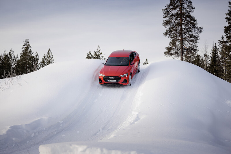 Dlaczego Audi jeździ jak Audi: DNA właściwości jezdnych Audi