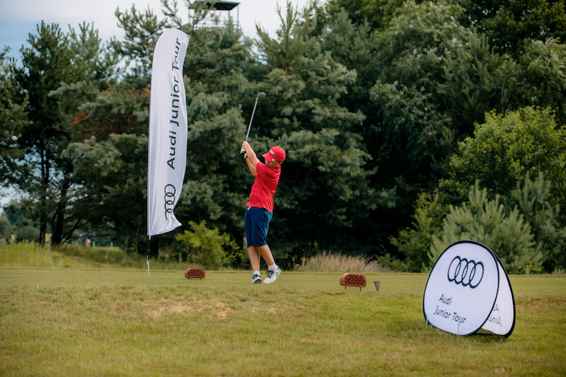 Wsparcie Audi motorem napędowym juniorskiego golfa w Polsce