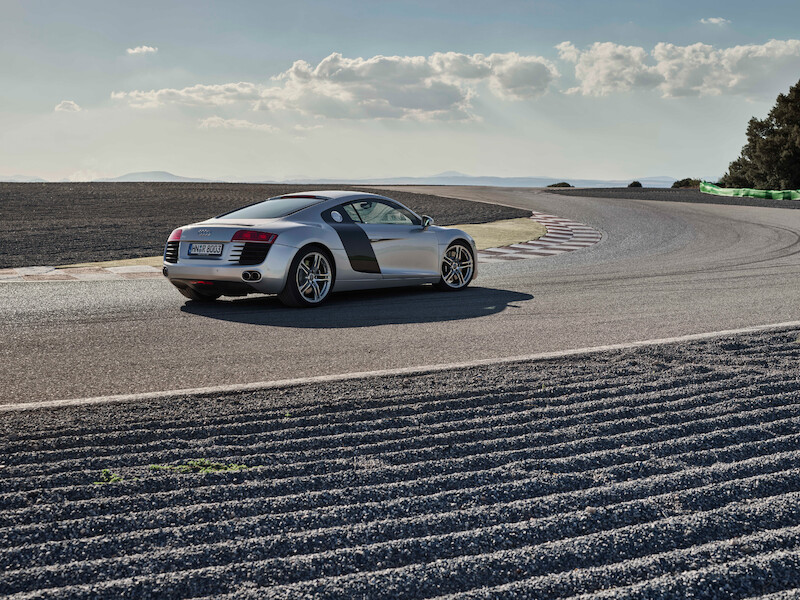 Najwyższe osiągi w swej najczystszej formie: Nowe Audi R8 Coupé V10 GT RWD