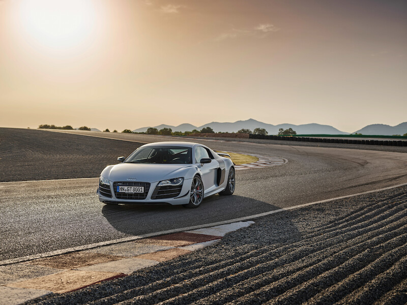 Najwyższe osiągi w swej najczystszej formie: Nowe Audi R8 Coupé V10 GT RWD