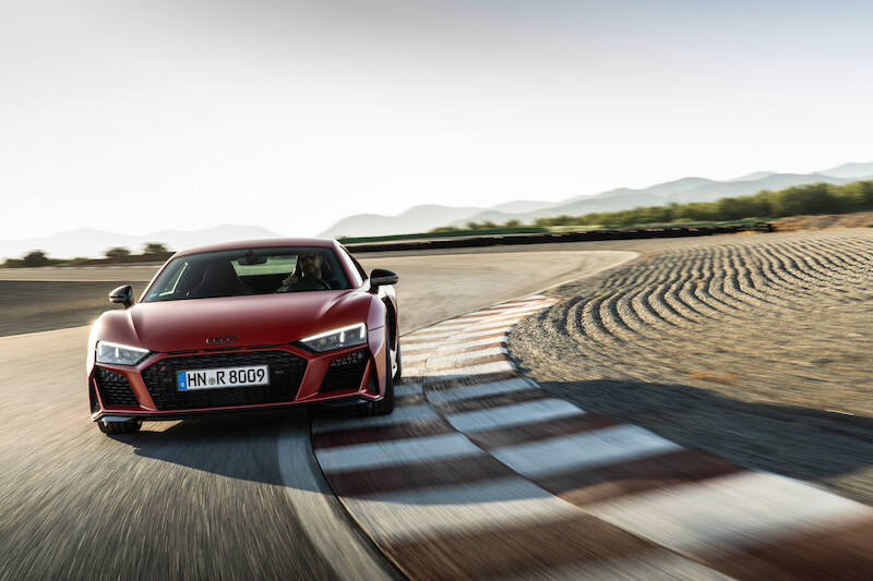 Najwyższe osiągi w swej najczystszej formie: Nowe Audi R8 Coupé V10 GT RWD