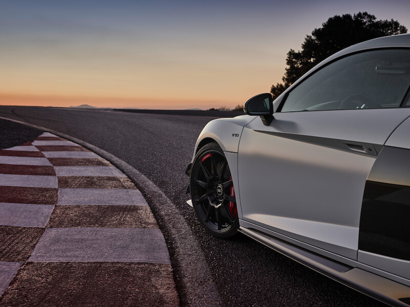 Najwyższe osiągi w swej najczystszej formie: Nowe Audi R8 Coupé V10 GT RWD