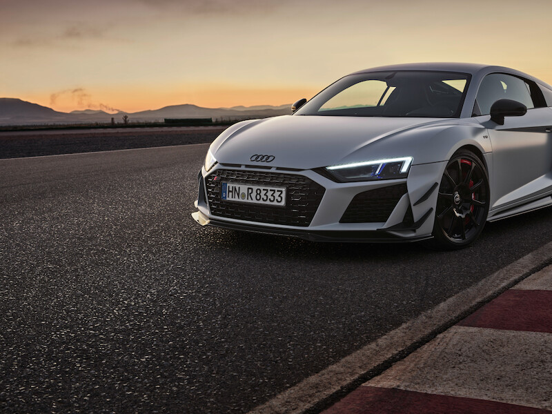 Najwyższe osiągi w swej najczystszej formie: Nowe Audi R8 Coupé V10 GT RWD
