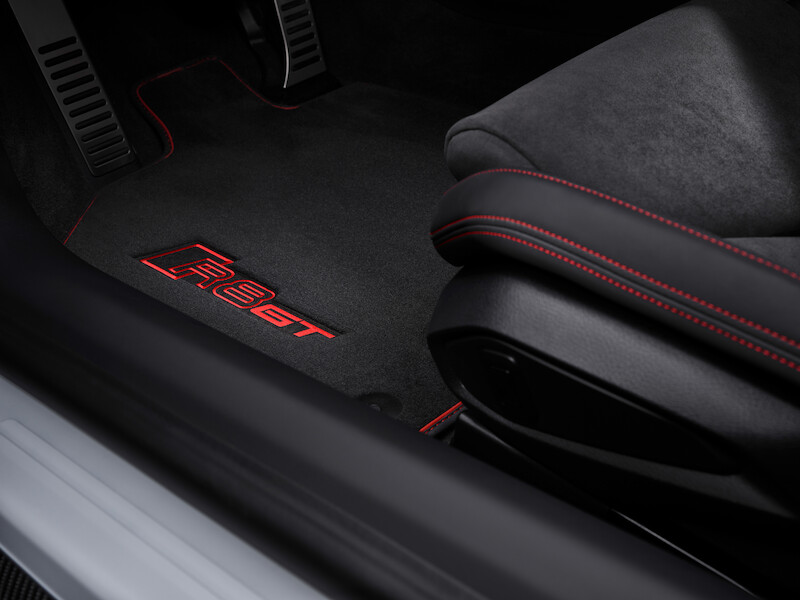 Najwyższe osiągi w swej najczystszej formie: Nowe Audi R8 Coupé V10 GT RWD