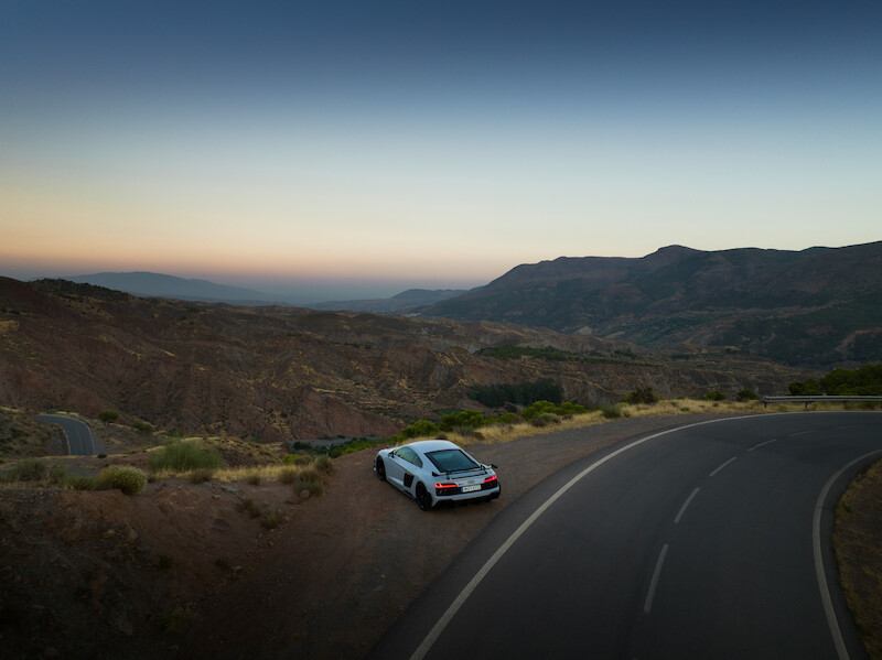 Najwyższe osiągi w swej najczystszej formie: Nowe Audi R8 Coupé V10 GT RWD