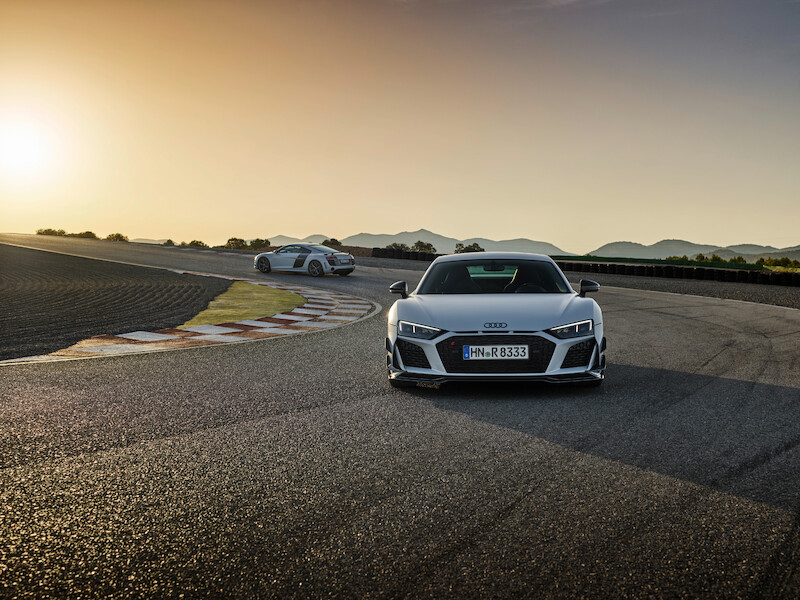 Najwyższe osiągi w swej najczystszej formie: Nowe Audi R8 Coupé V10 GT RWD