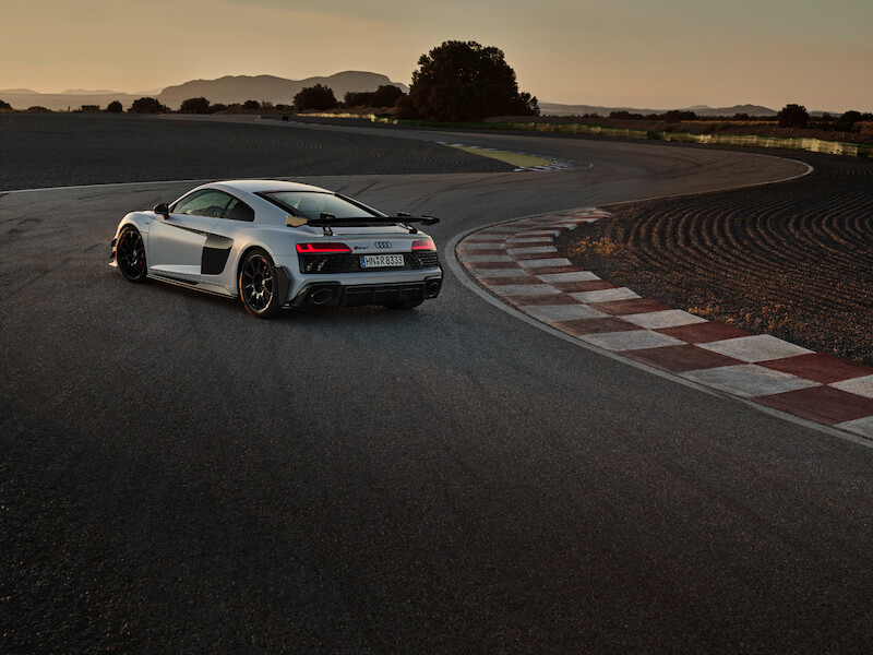 Najwyższe osiągi w swej najczystszej formie: Nowe Audi R8 Coupé V10 GT RWD