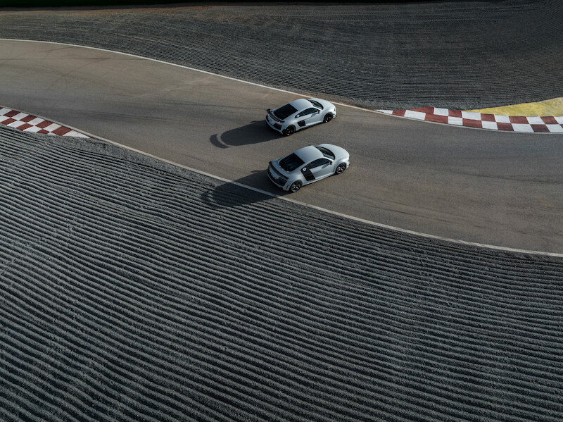 Najwyższe osiągi w swej najczystszej formie: Nowe Audi R8 Coupé V10 GT RWD