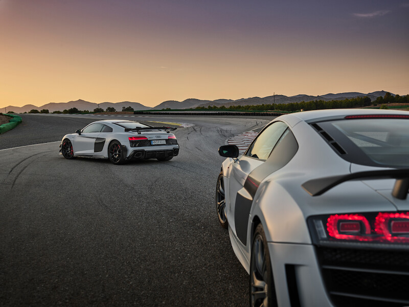 Najwyższe osiągi w swej najczystszej formie: Nowe Audi R8 Coupé V10 GT RWD