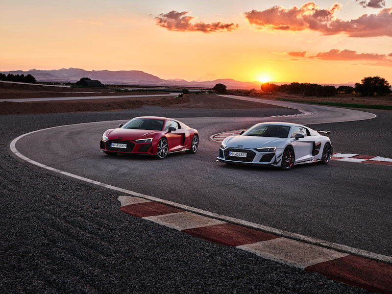 Najwyższe osiągi w swej najczystszej formie: Nowe Audi R8 Coupé V10 GT RWD