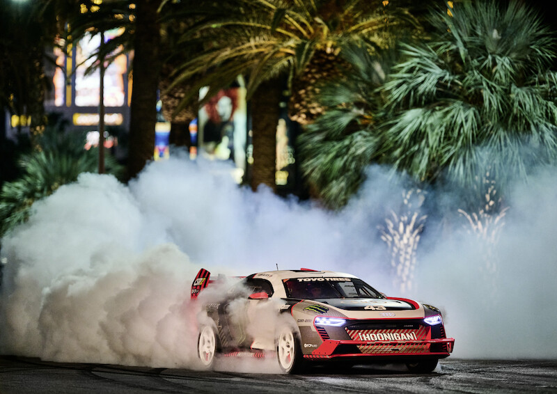 Ken Block i Audi S1 Hoonitron elektryzują Las Vegas