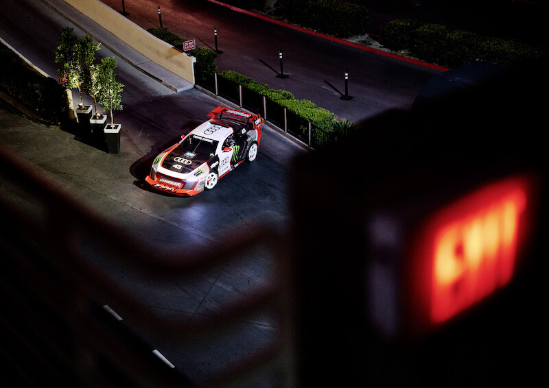 Ken Block i Audi S1 Hoonitron elektryzują Las Vegas