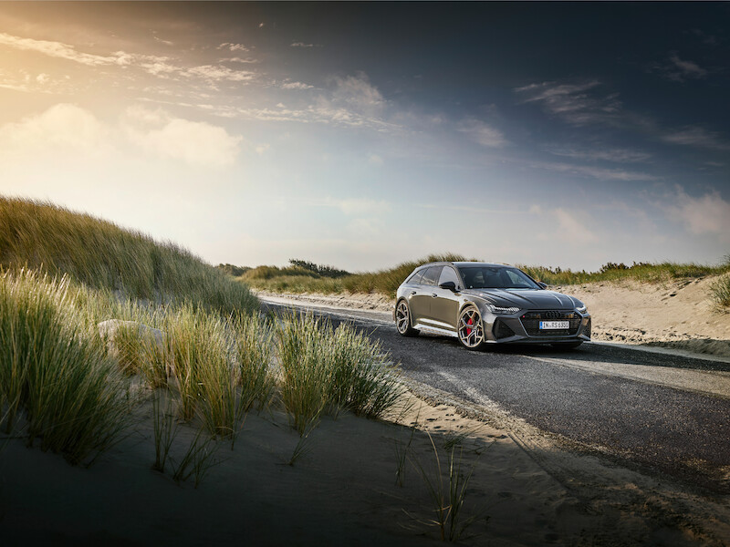 Dynamiczny napęd i ekspresyjny design: Audi RS 6 Avant performance i RS 7 Sportback performance