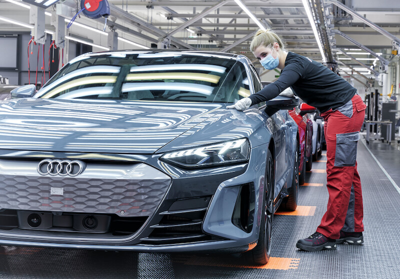 &#8220;Czerwony Romb&#8221; w &#8220;Zielonym Piekle&#8221;: 40 lat Audi Sport GmbH i specjalny występ na Nürburgring