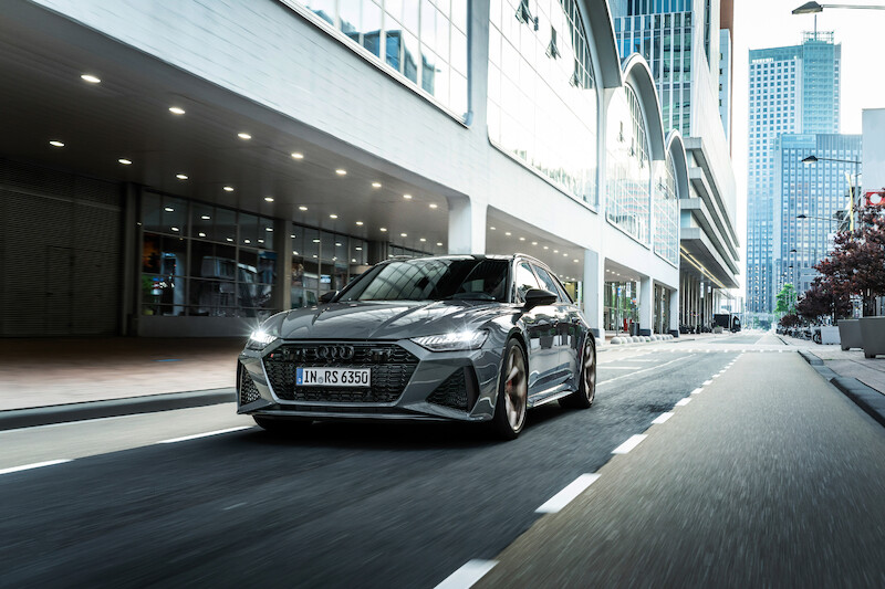 Pełna dynamiki moc i ekspresyjny design: Audi RS 6 Avant performance