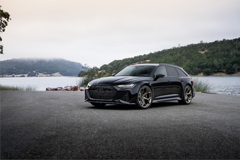 Pełna dynamiki moc i ekspresyjny design: Audi RS 6 Avant performance