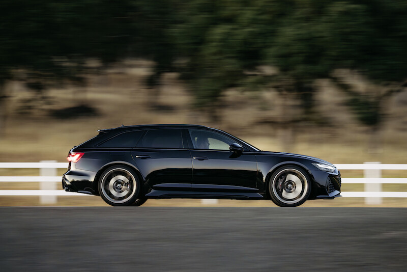 Pełna dynamiki moc i ekspresyjny design: Audi RS 6 Avant performance