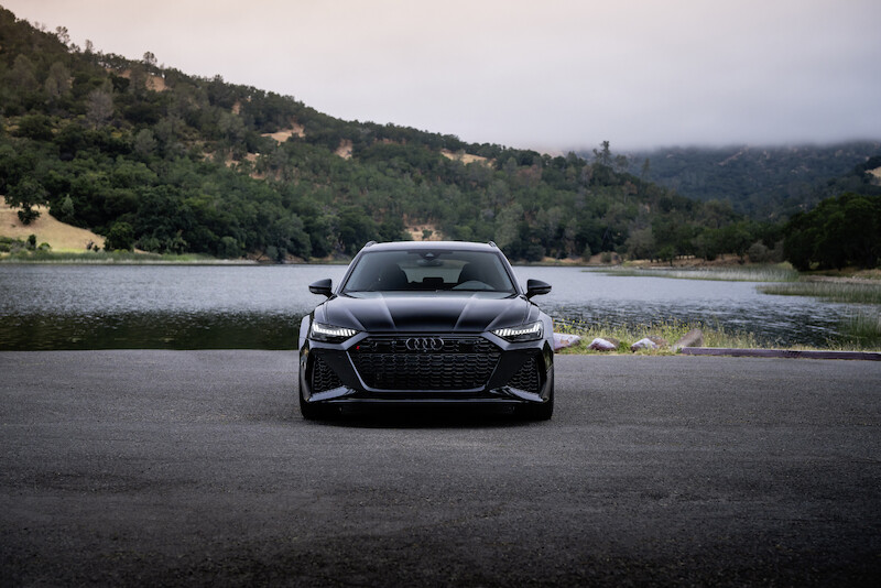 Pełna dynamiki moc i ekspresyjny design: Audi RS 6 Avant performance