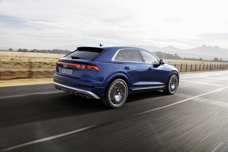 Ekspresyjny design i nowa technika świateł - udoskonalone Audi Q8
