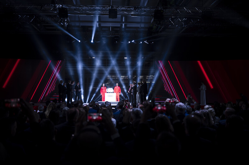 Rozpoczęcie produkcji silników elektrycznych dla PPE w Győr