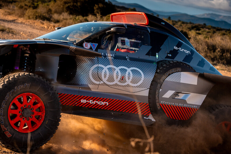 Audi RS Q e-tron: ostatni test przed Rajdem Dakar 2024