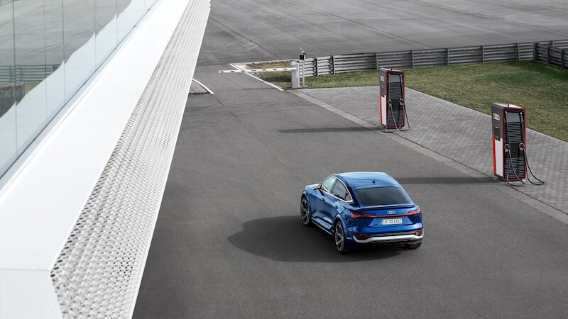 Szybkie ładowanie Audi: temperatura ma znaczenie