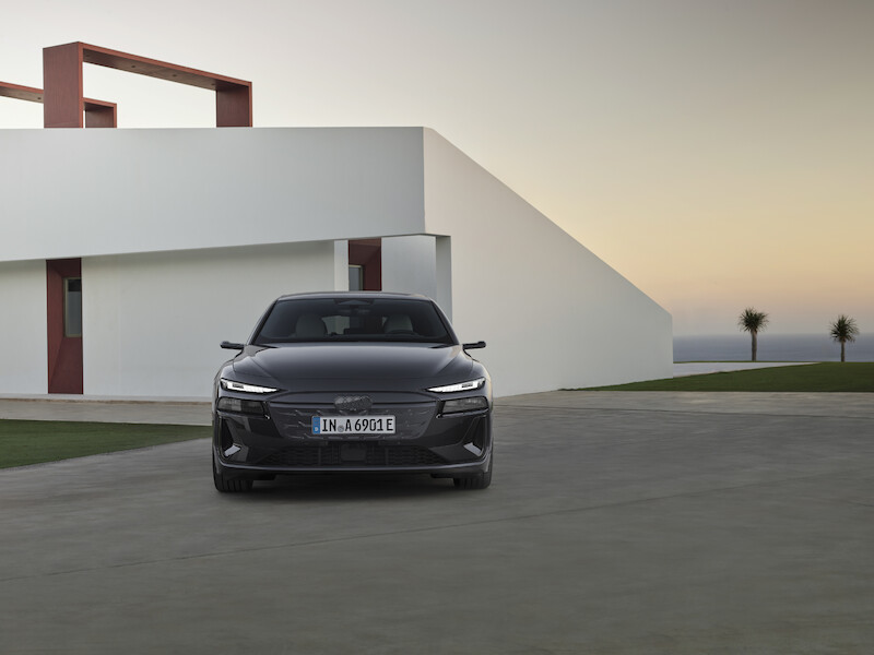 Nowe podejście do wyższej klasy średniej: Audi A6 e-tron wyznacza standardy w obszarach designu i zasięgu