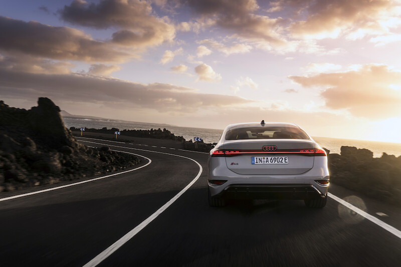 Nowe podejście do wyższej klasy średniej: Audi A6 e-tron wyznacza standardy w obszarach designu i zasięgu
