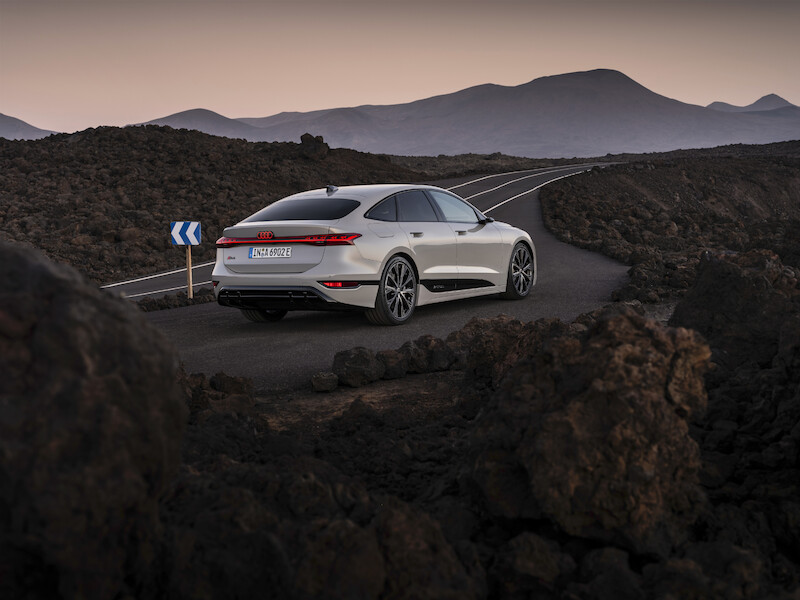 Nowe podejście do wyższej klasy średniej: Audi A6 e-tron wyznacza standardy w obszarach designu i zasięgu